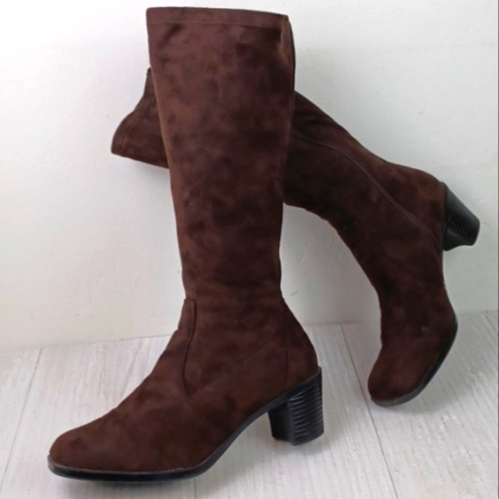 GEORGE ELIZA Brown Very Suede-Like Y2K Side Zip 2" Heel Comfortable BOOTS SZ 8.5